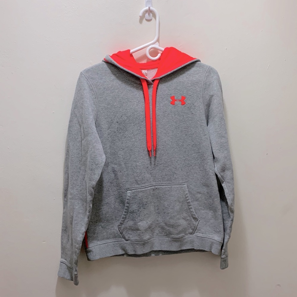 Under Armour Semi-fitted Heat Gear sweatshirt